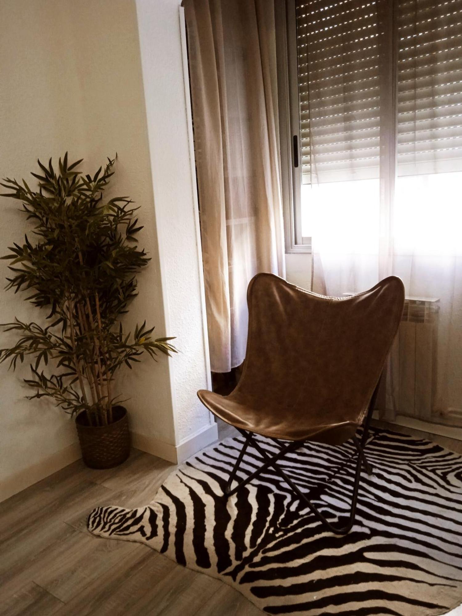 Berceo 21 Apartment Logrono Bagian luar foto