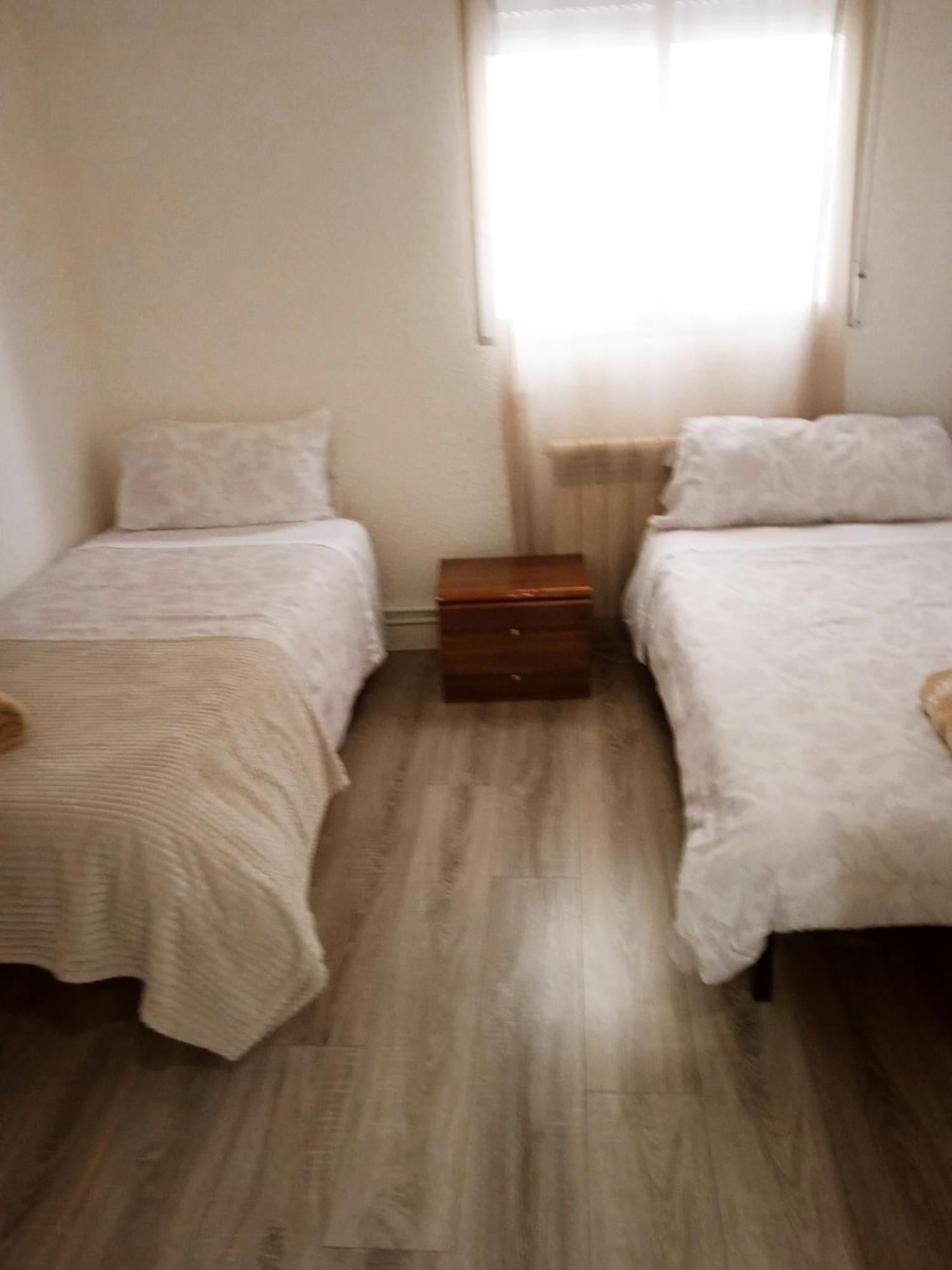 Berceo 21 Apartment Logrono Bagian luar foto